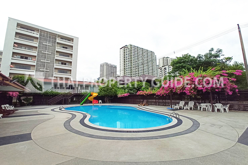 Apartment in Phaholyothin 